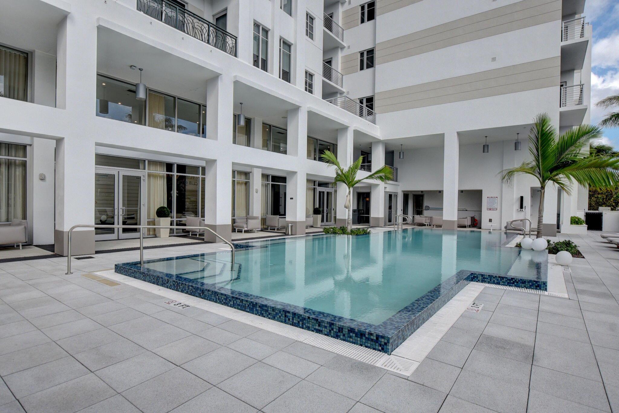 TOWER 155 CONDO - Residential