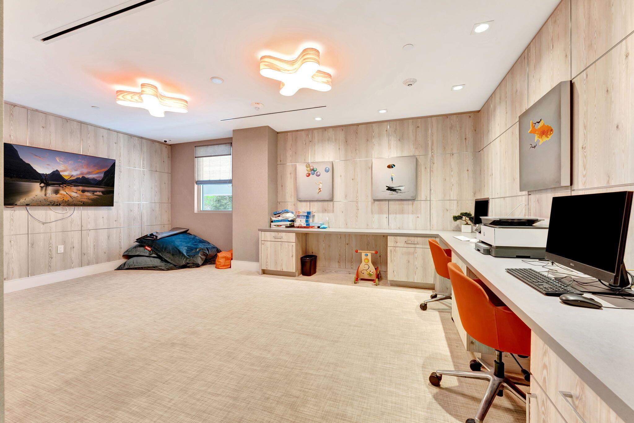 TOWER 155 CONDO - Residential