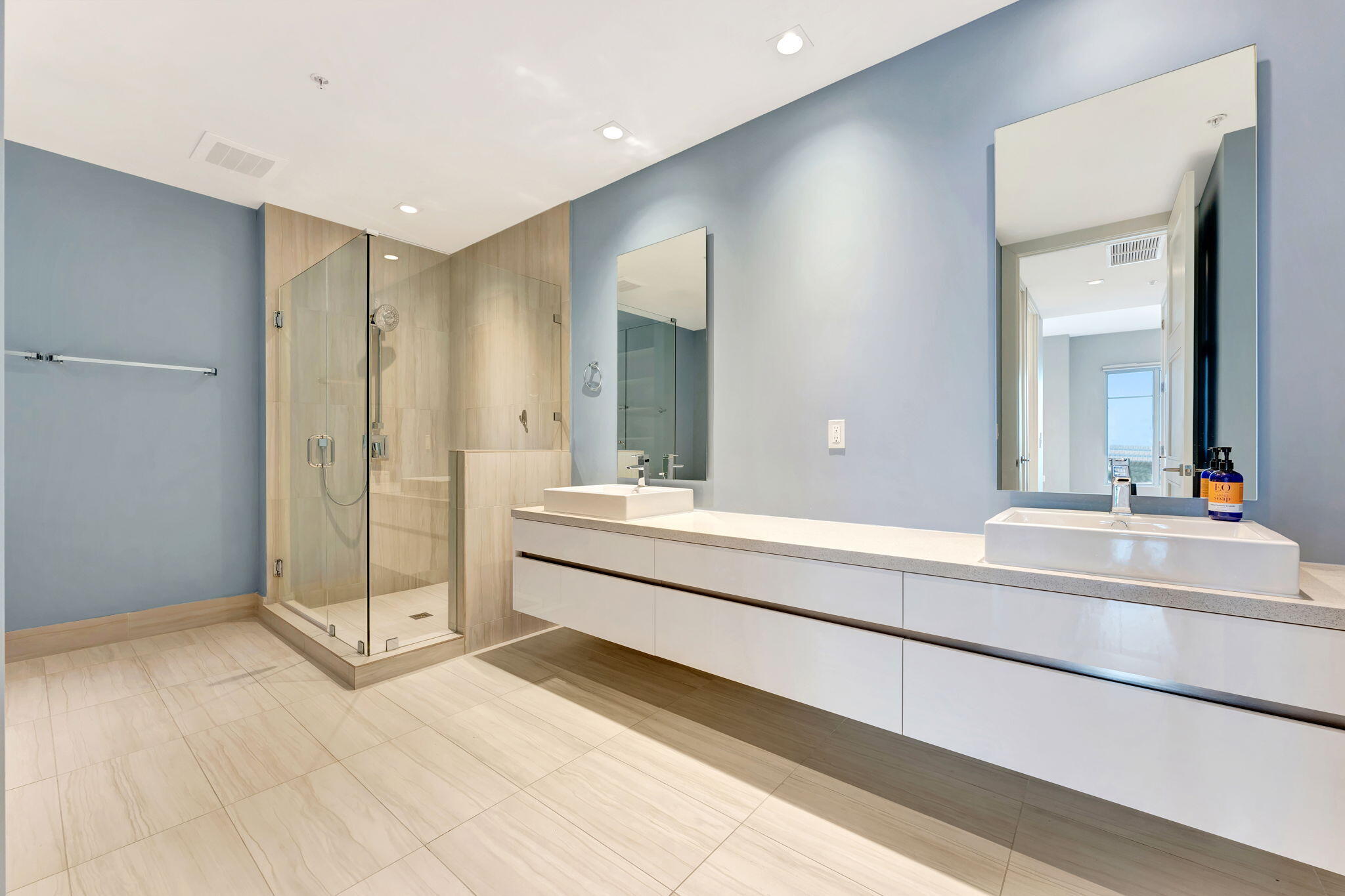 Boca Raton, Florida, 33432, United States, 3 Bedrooms Bedrooms, ,3 BathroomsBathrooms,Residential,Active,2008019