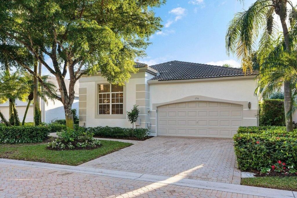 Photo of 156 Sunset Bay Drive, Palm Beach Gardens, FL 33418 (MLS # R10970170)