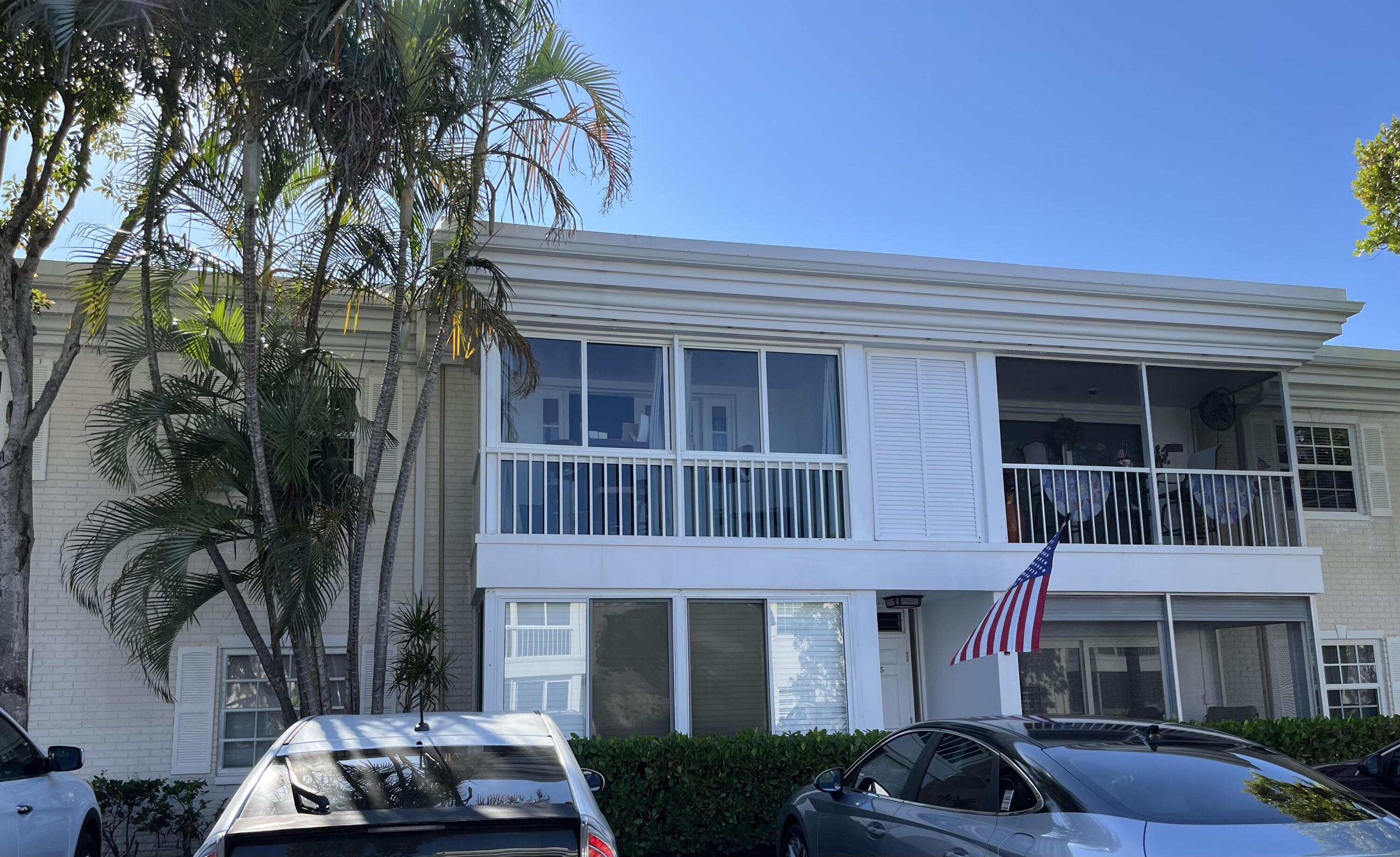 Bay Colony Club - Residential