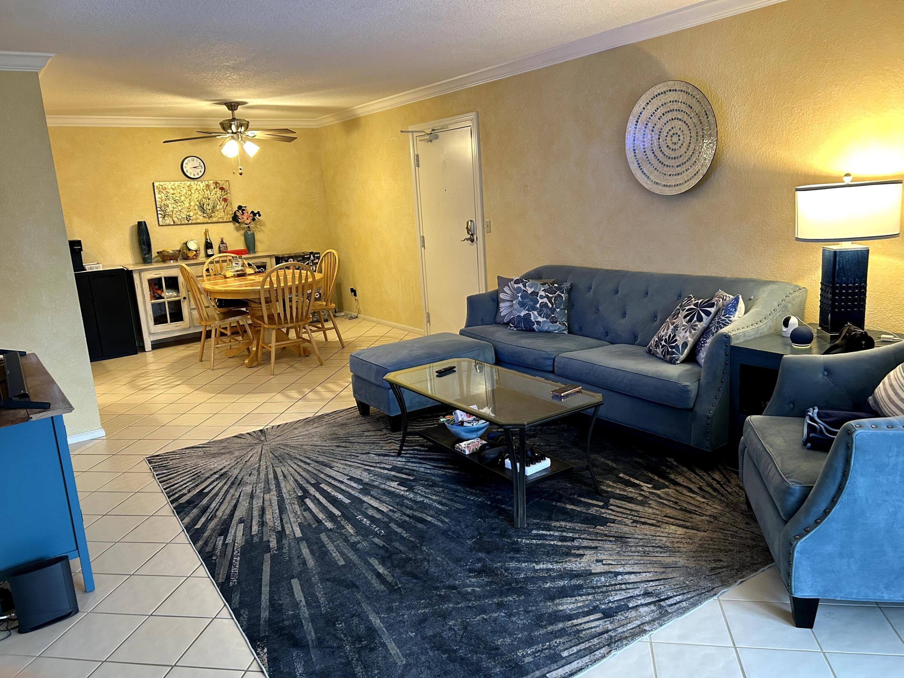 Bay Colony Club - Residential