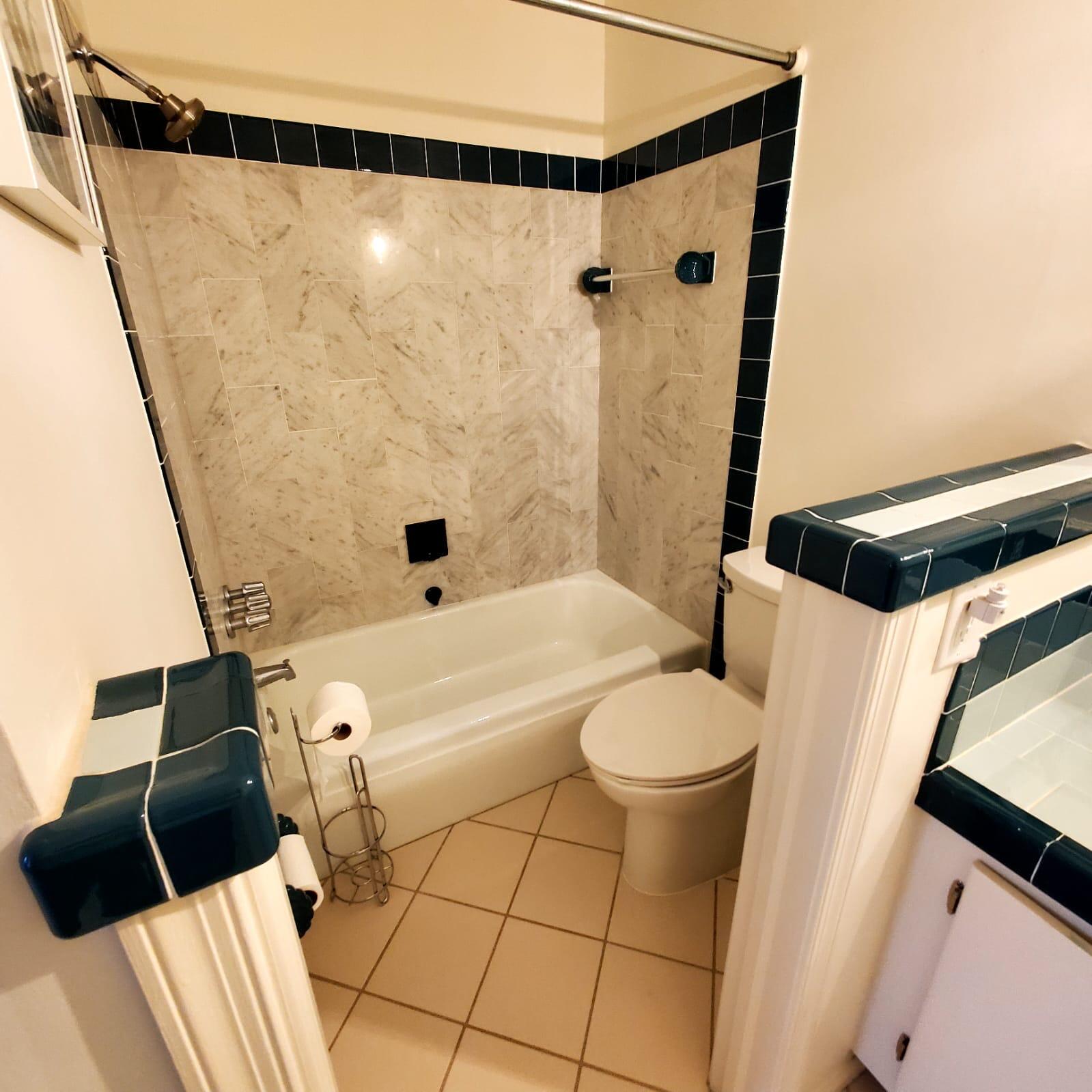 Bay Colony Club - Residential