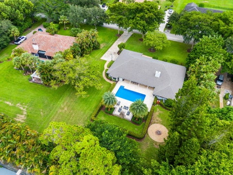 Tiny photo for 7321 E CYPRESSHEAD Drive, Parkland, FL 33067 (MLS # B26069733)