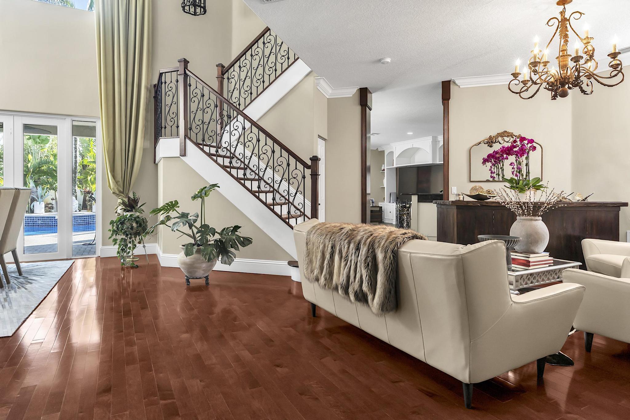 HEFTLER HOMES AT PEMBROKE SHORES - Residential