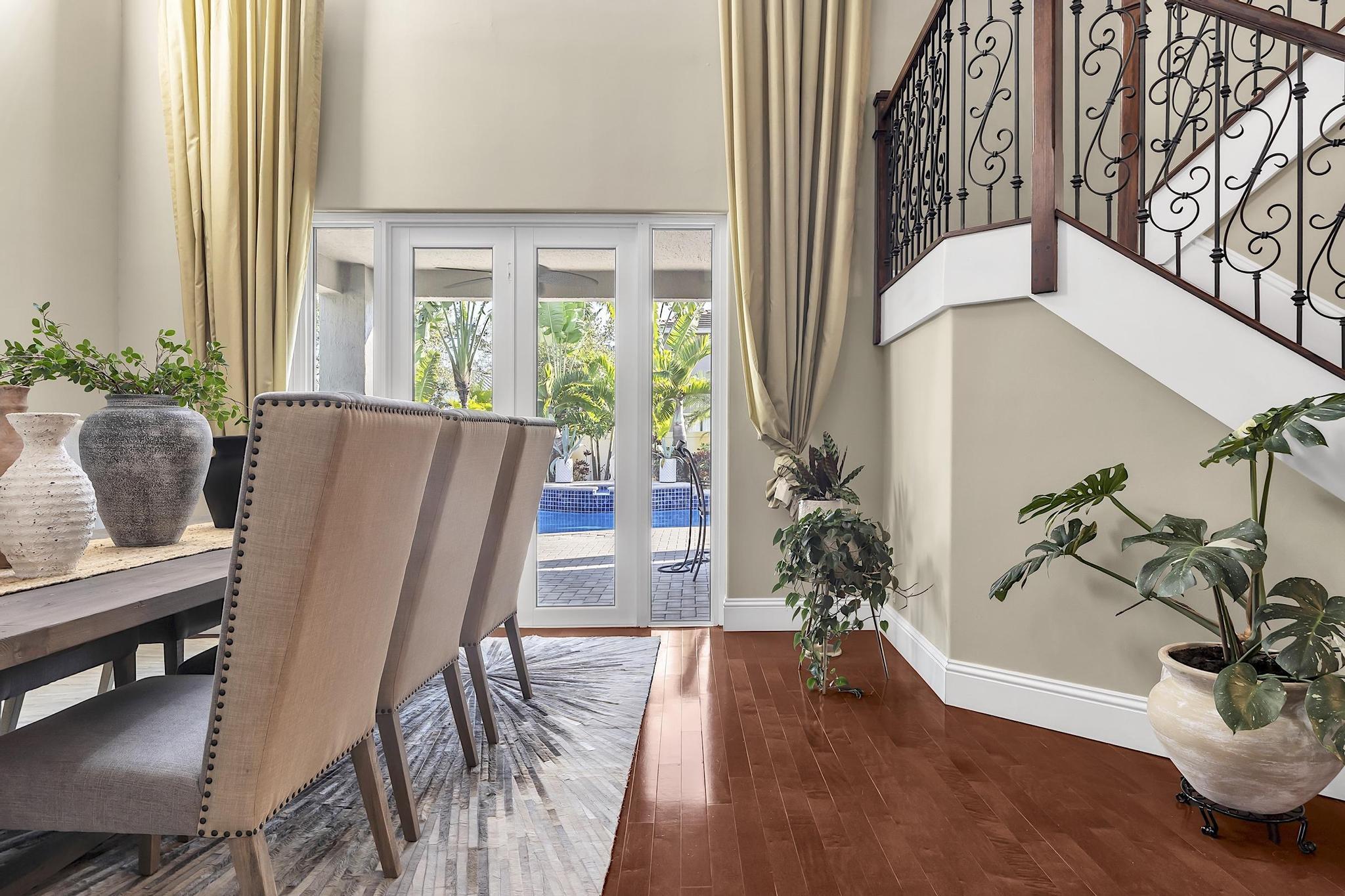 HEFTLER HOMES AT PEMBROKE SHORES - Residential