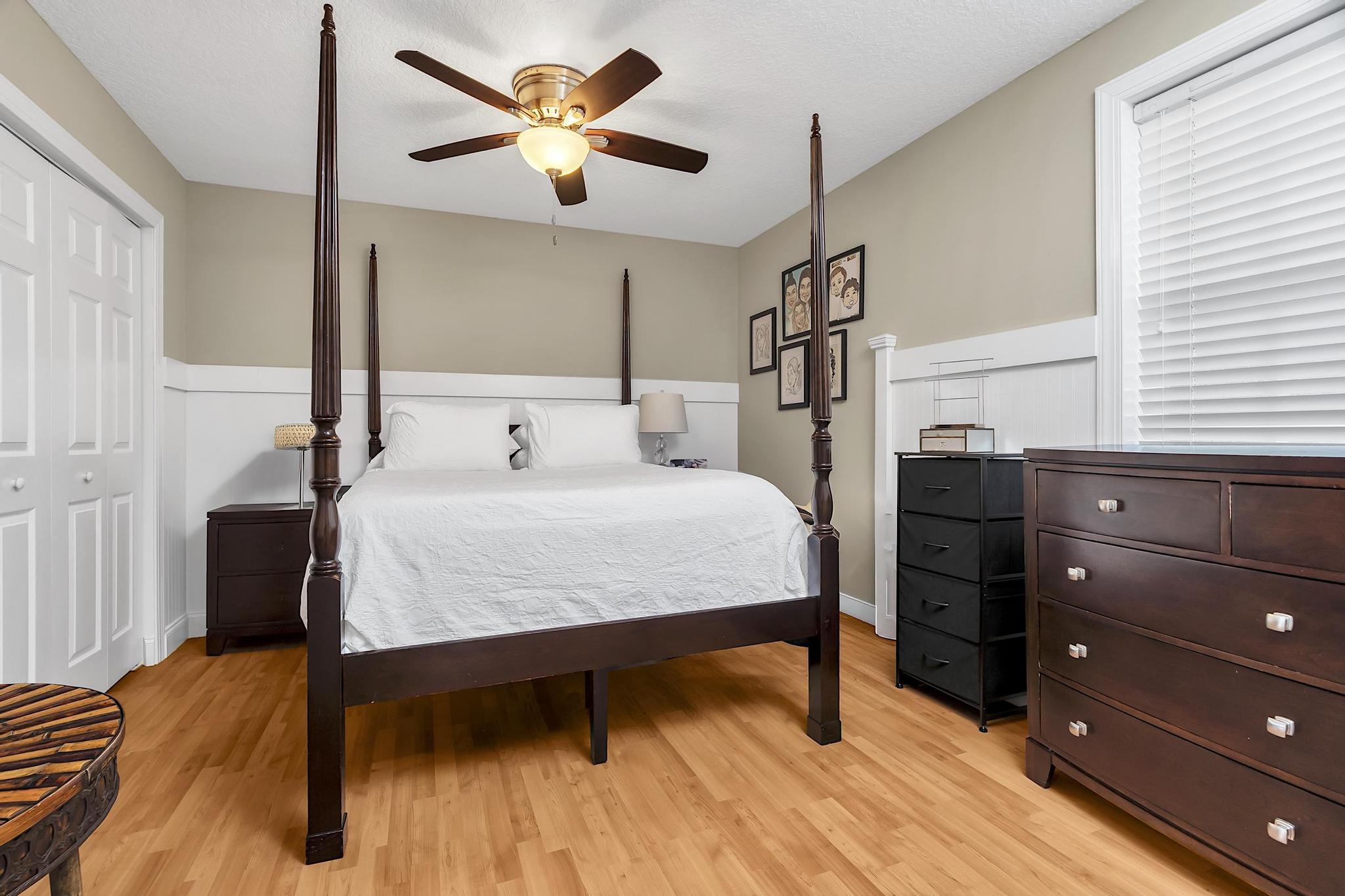 HEFTLER HOMES AT PEMBROKE SHORES - Residential