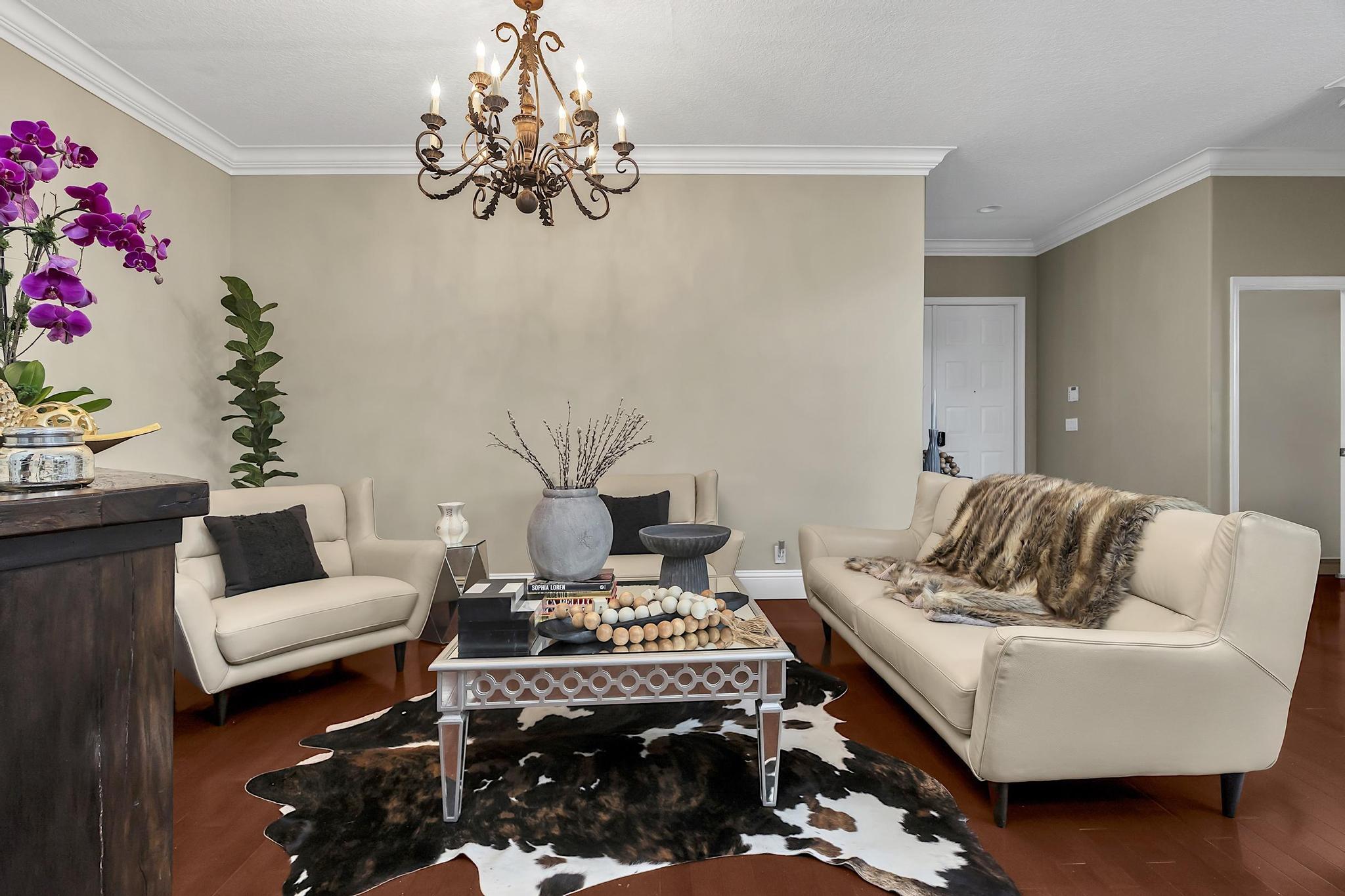 HEFTLER HOMES AT PEMBROKE SHORES - Residential