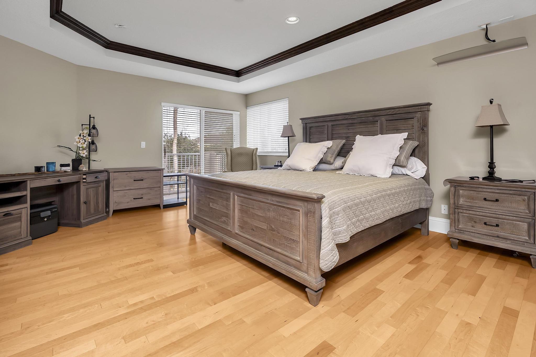 HEFTLER HOMES AT PEMBROKE SHORES - Residential