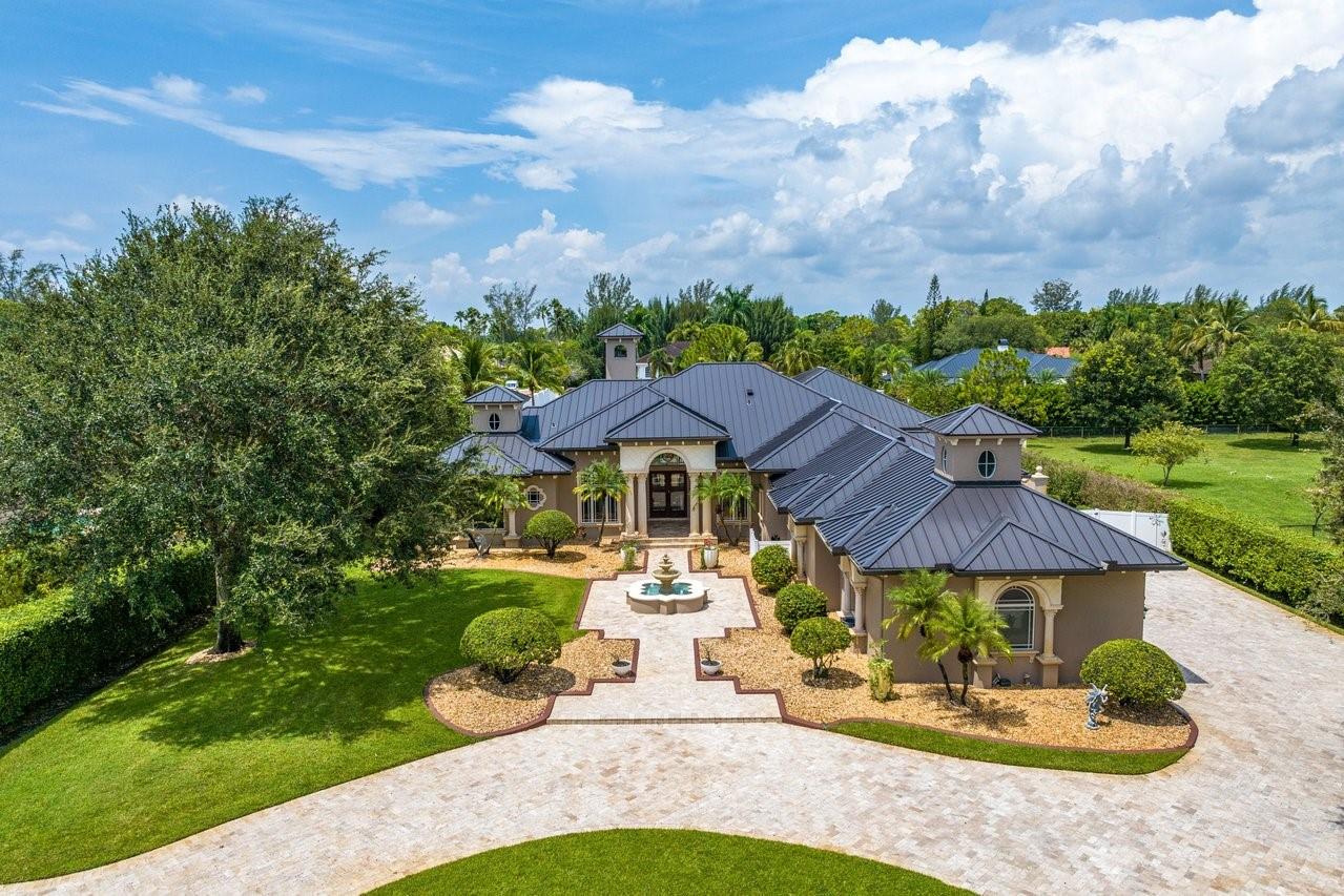 PINE TREE ESTATES - Residential