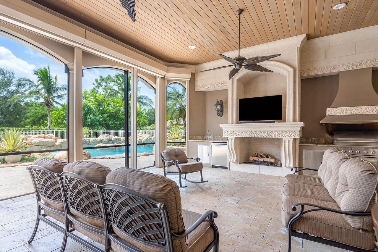 PINE TREE ESTATES - Residential