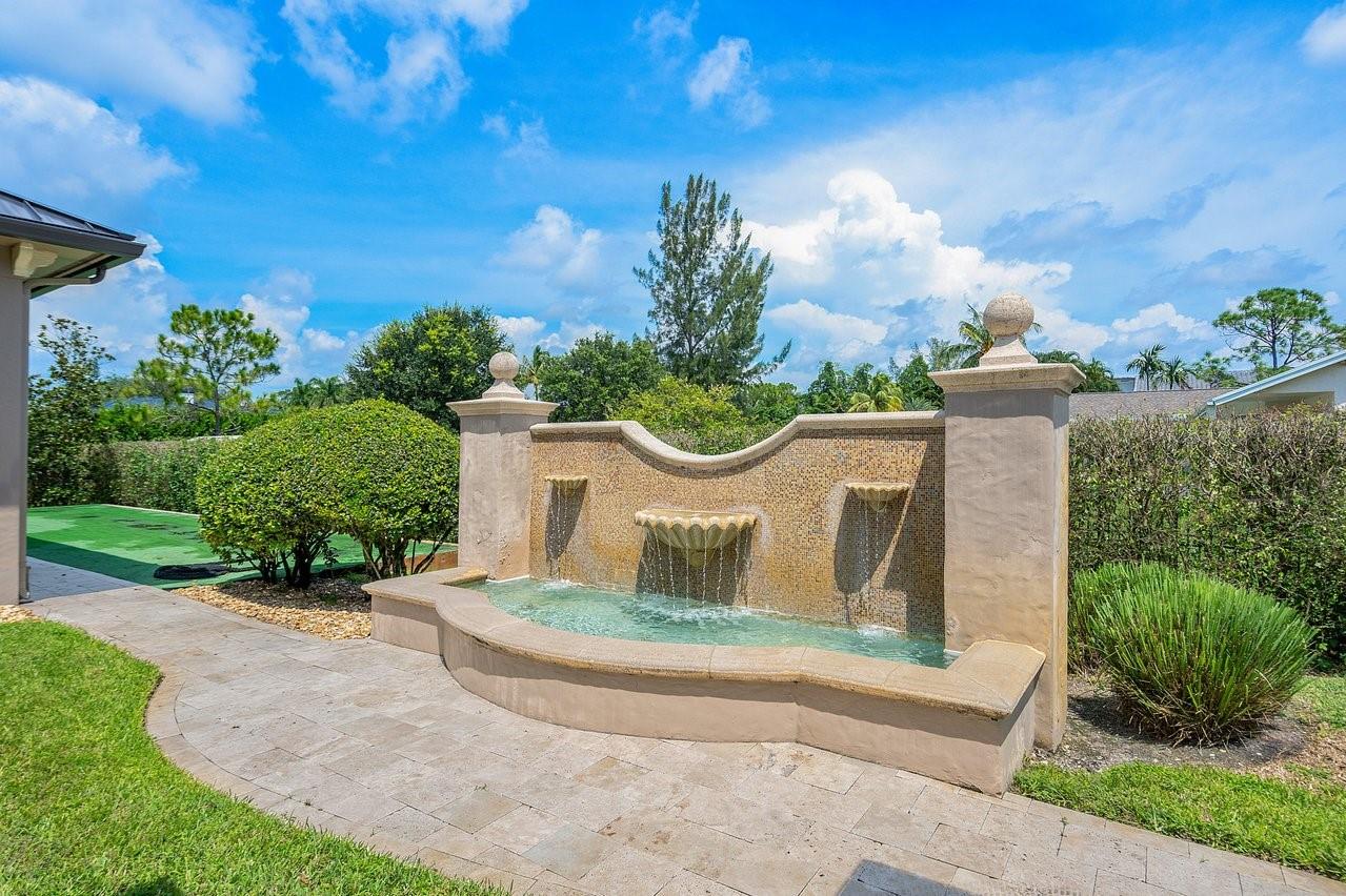 PINE TREE ESTATES - Residential