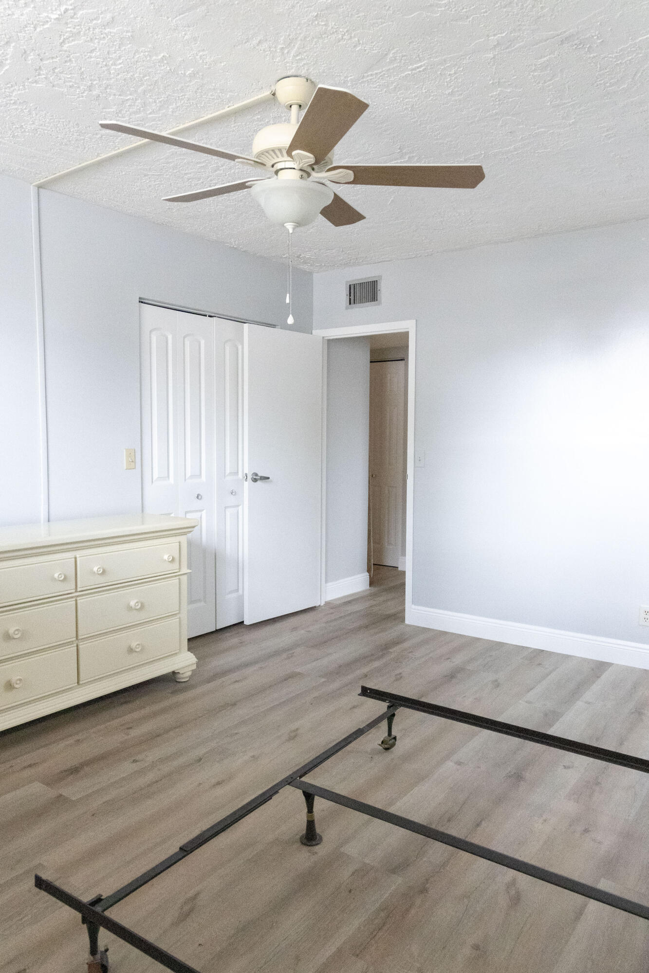 SOMERSET NO FIVE CONDO - Residential Lease