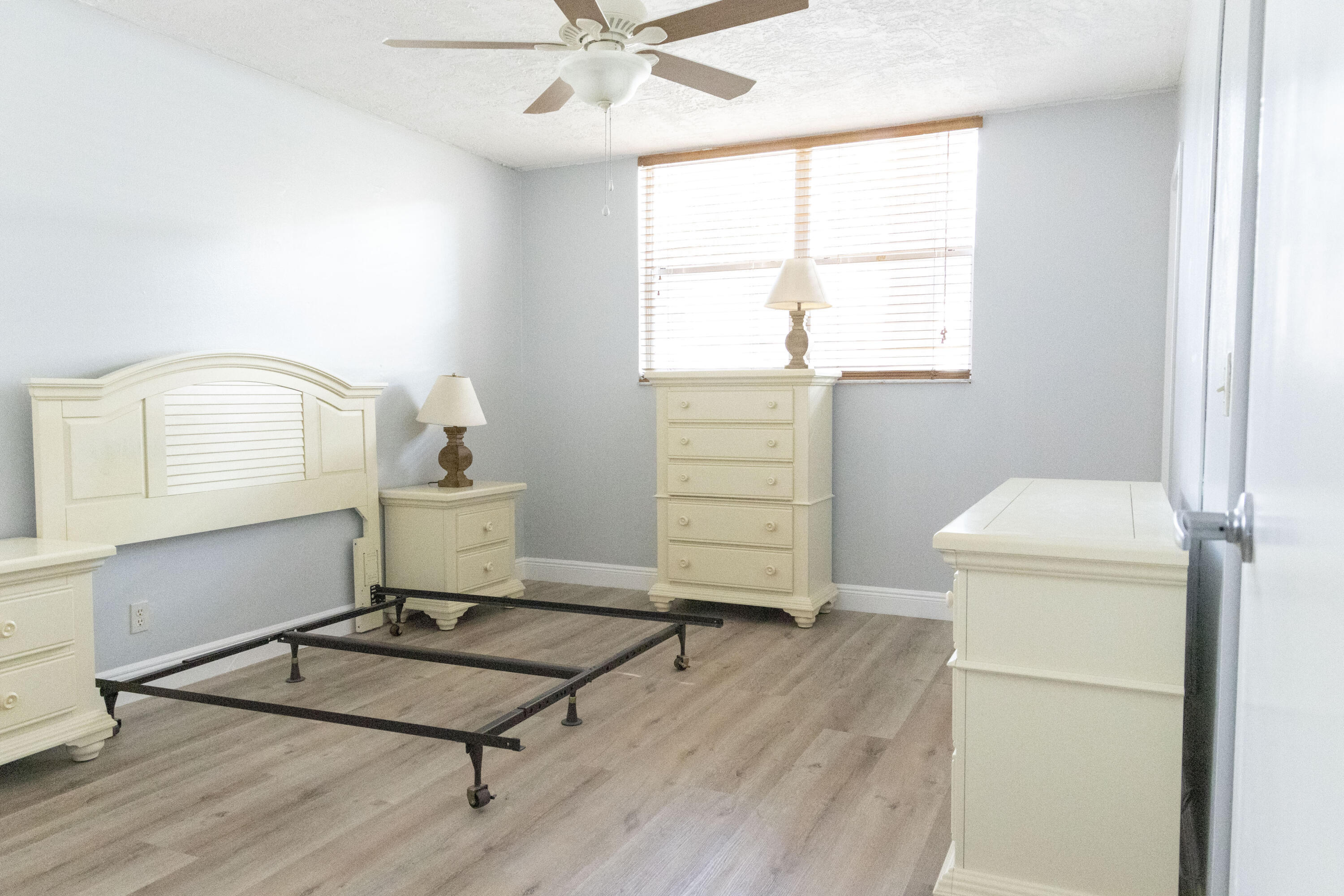 SOMERSET NO FIVE CONDO - Residential Lease