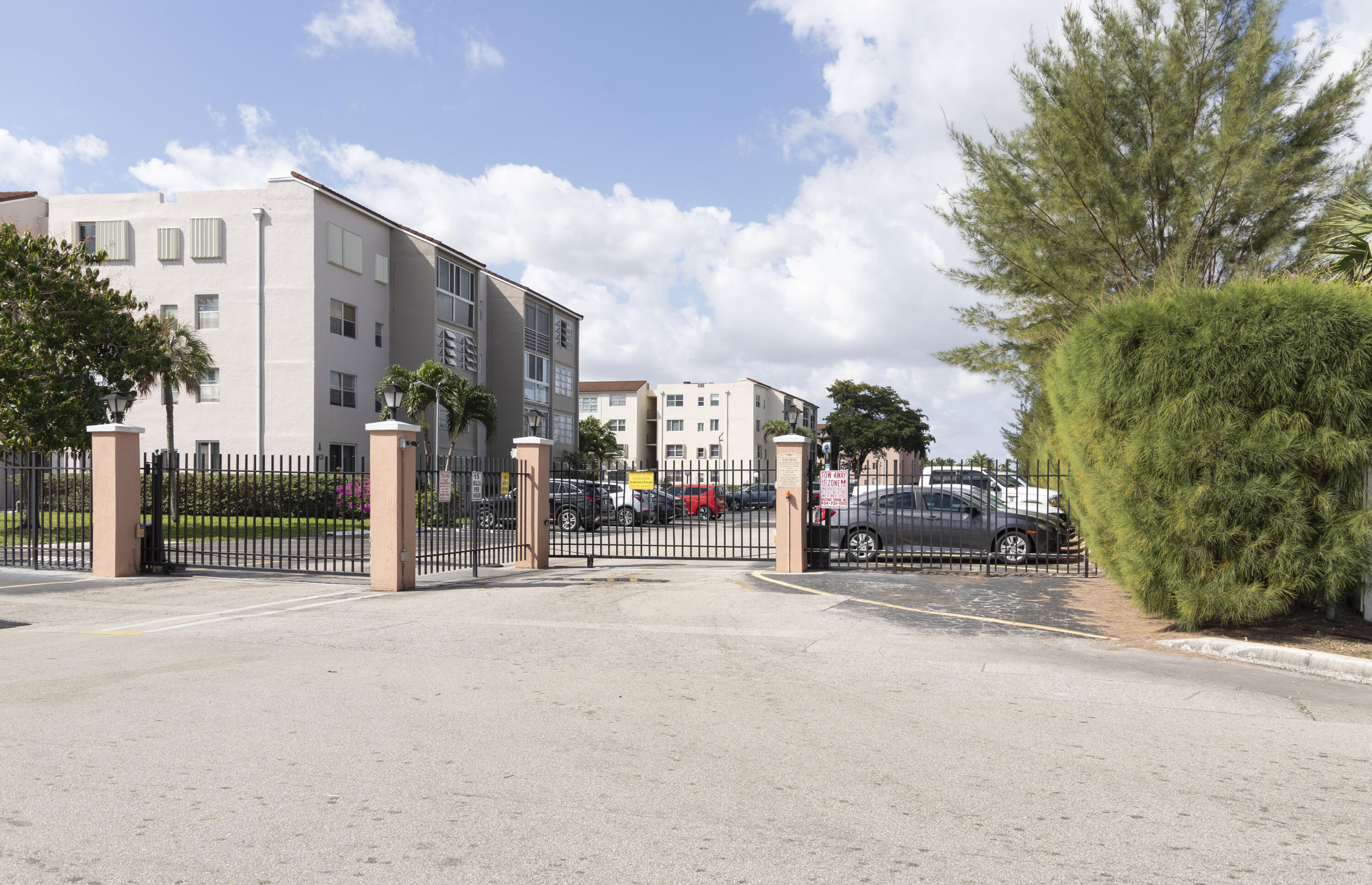 SOMERSET NO FIVE CONDO - Residential Lease