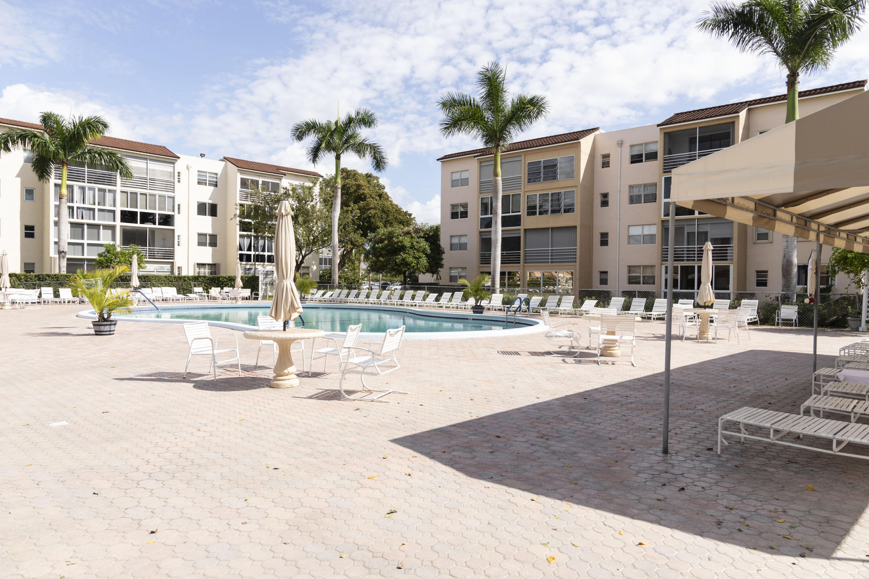 SOMERSET NO FIVE CONDO - Residential Lease