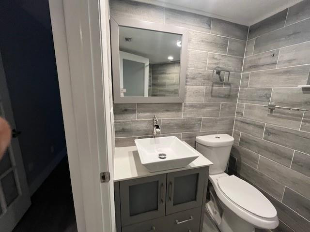 PARC COURT CONDO - Residential Lease