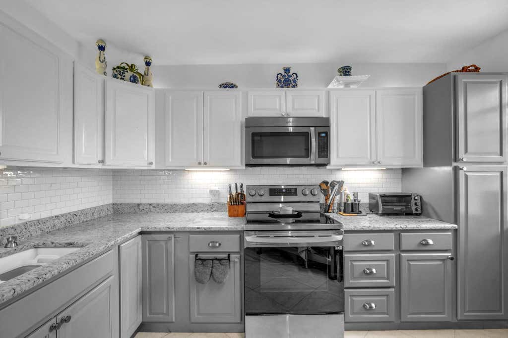 Photo of 5157 Floria Way #T, Boynton Beach, FL 33437 (MLS # R11141152)