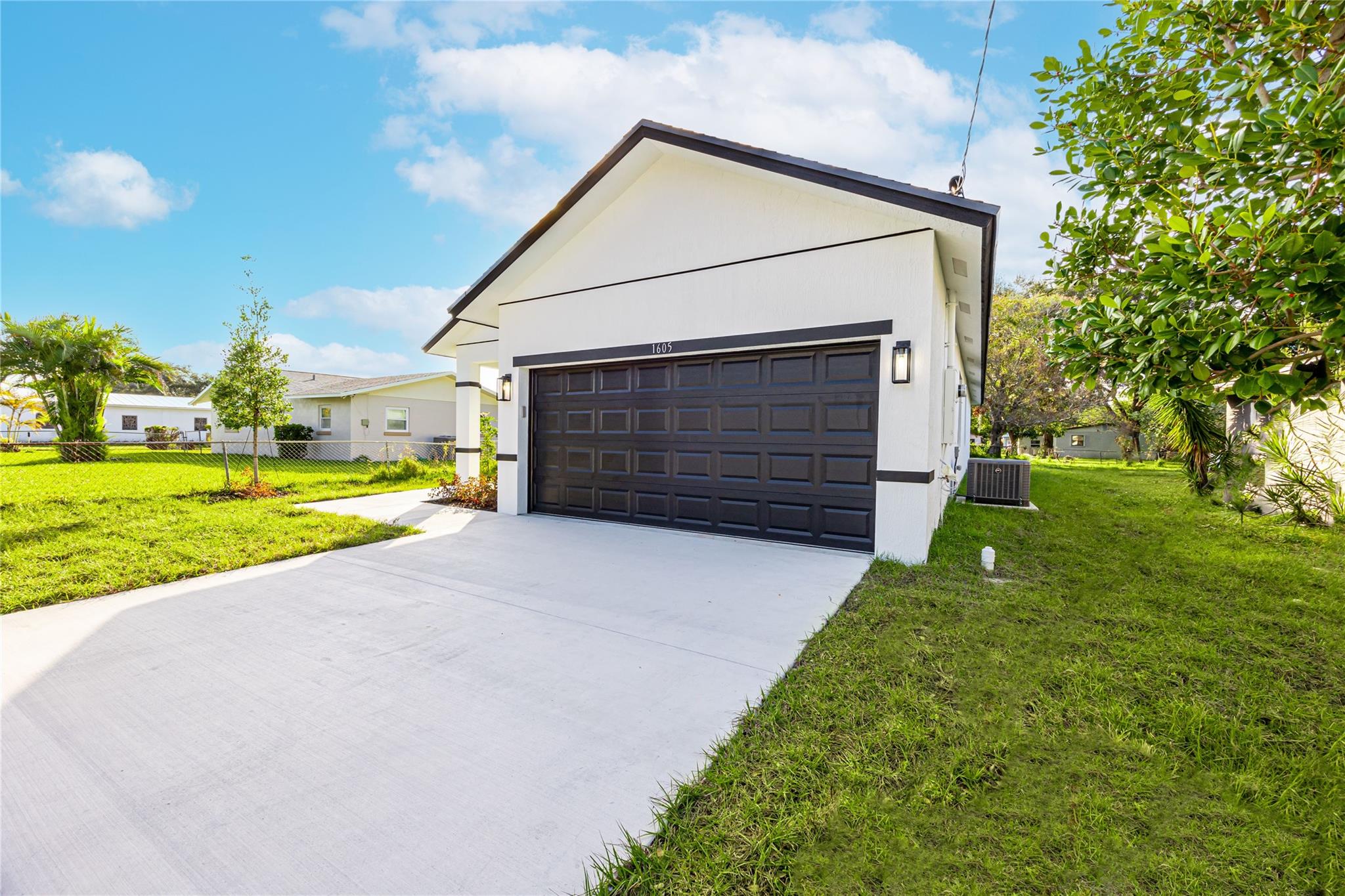 1605 N 23rd st, Fort Pierce, FL, 34950/$338,000 1 1605 N 23rd st