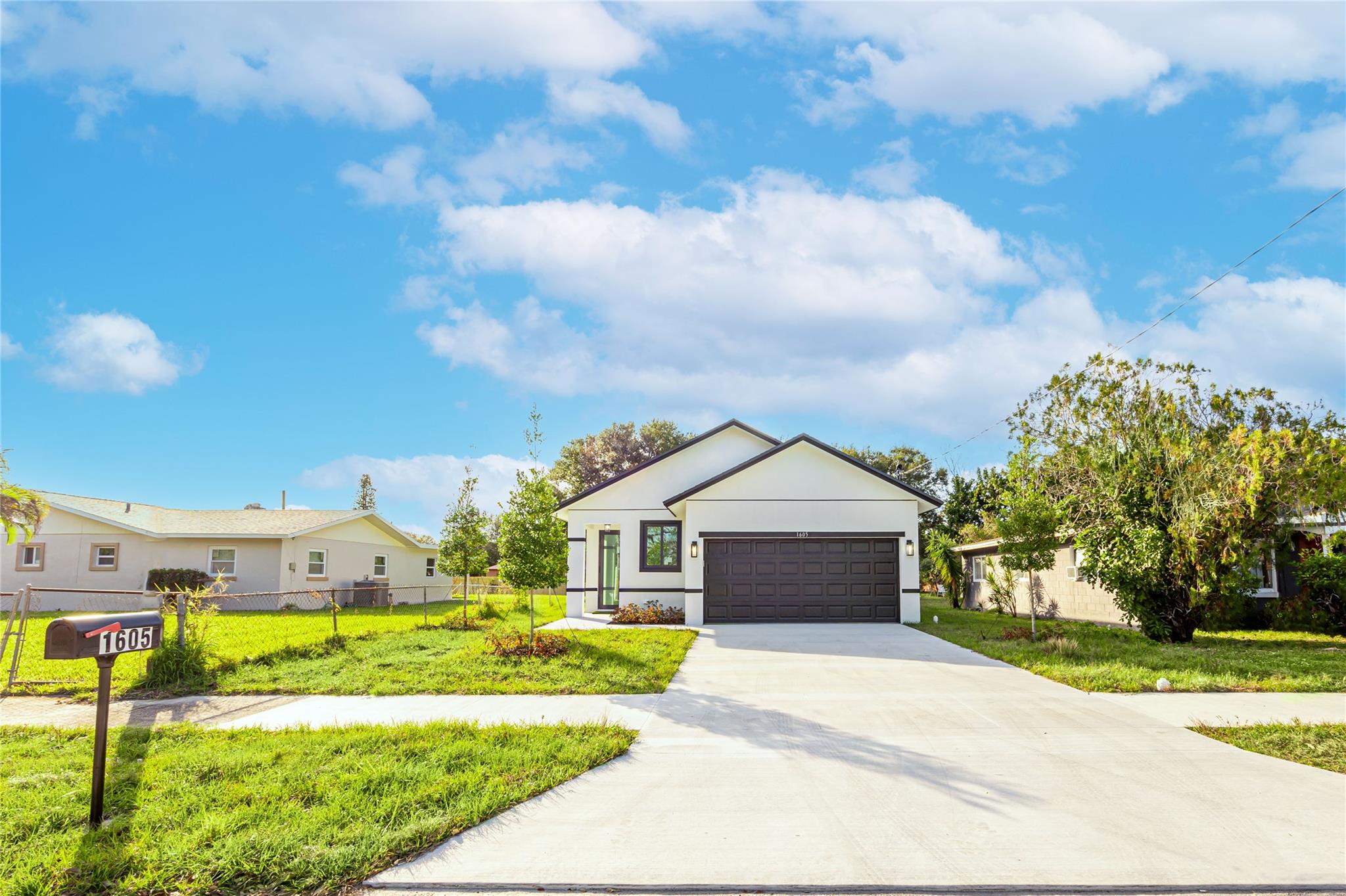 1605 N 23rd st, Fort Pierce, FL, 34950/$338,000 2 1605 N 23rd st