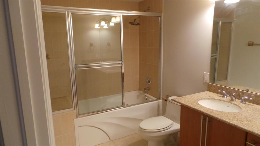 610 CLEMATIS CONDO - Residential Lease