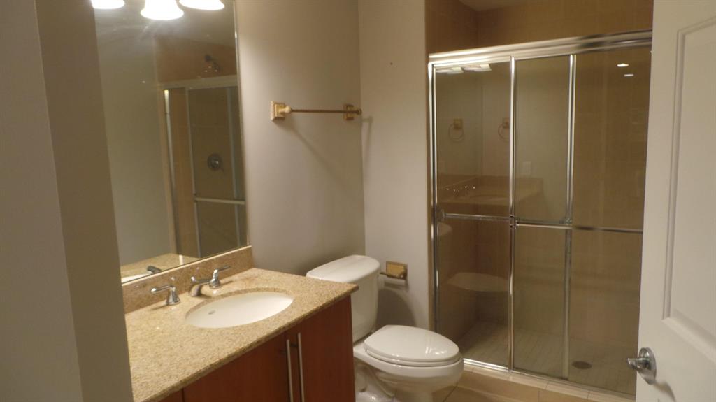 610 CLEMATIS CONDO - Residential Lease