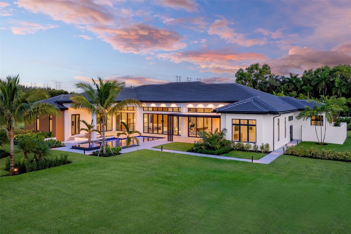 SUNSHINE RANCHES - Residential