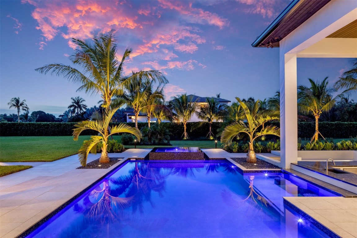 SUNSHINE RANCHES - Residential