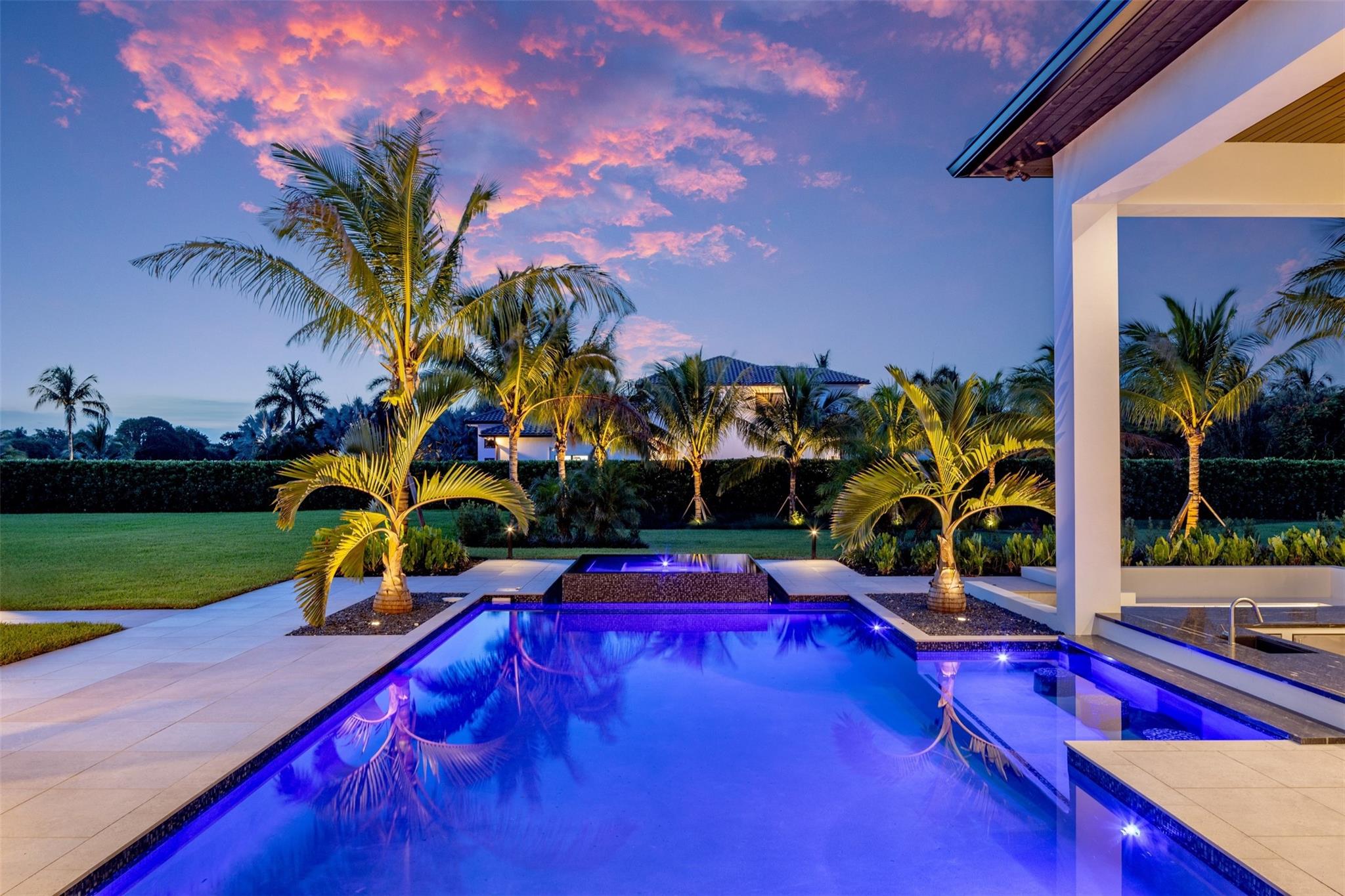 SUNSHINE RANCHES - Residential