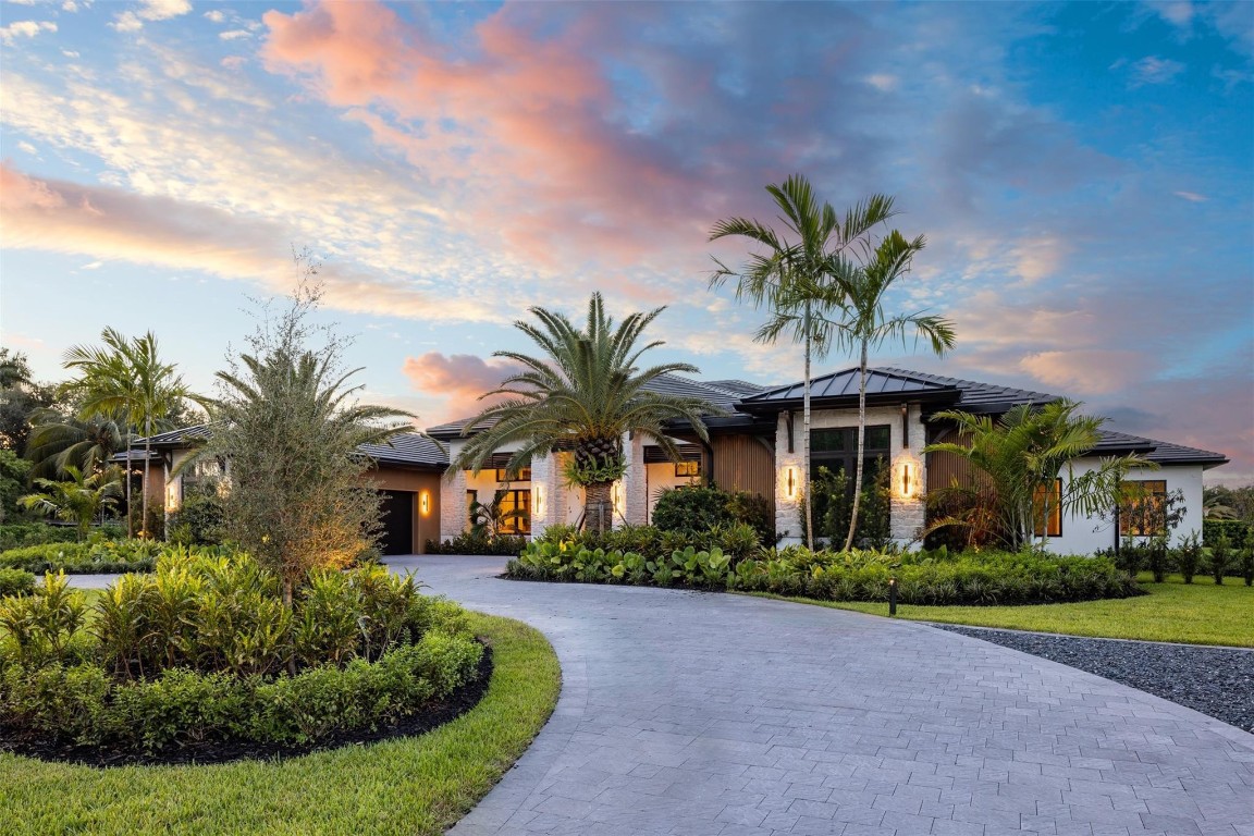 SUNSHINE RANCHES - Residential