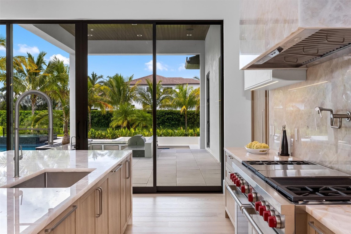 SUNSHINE RANCHES - Residential