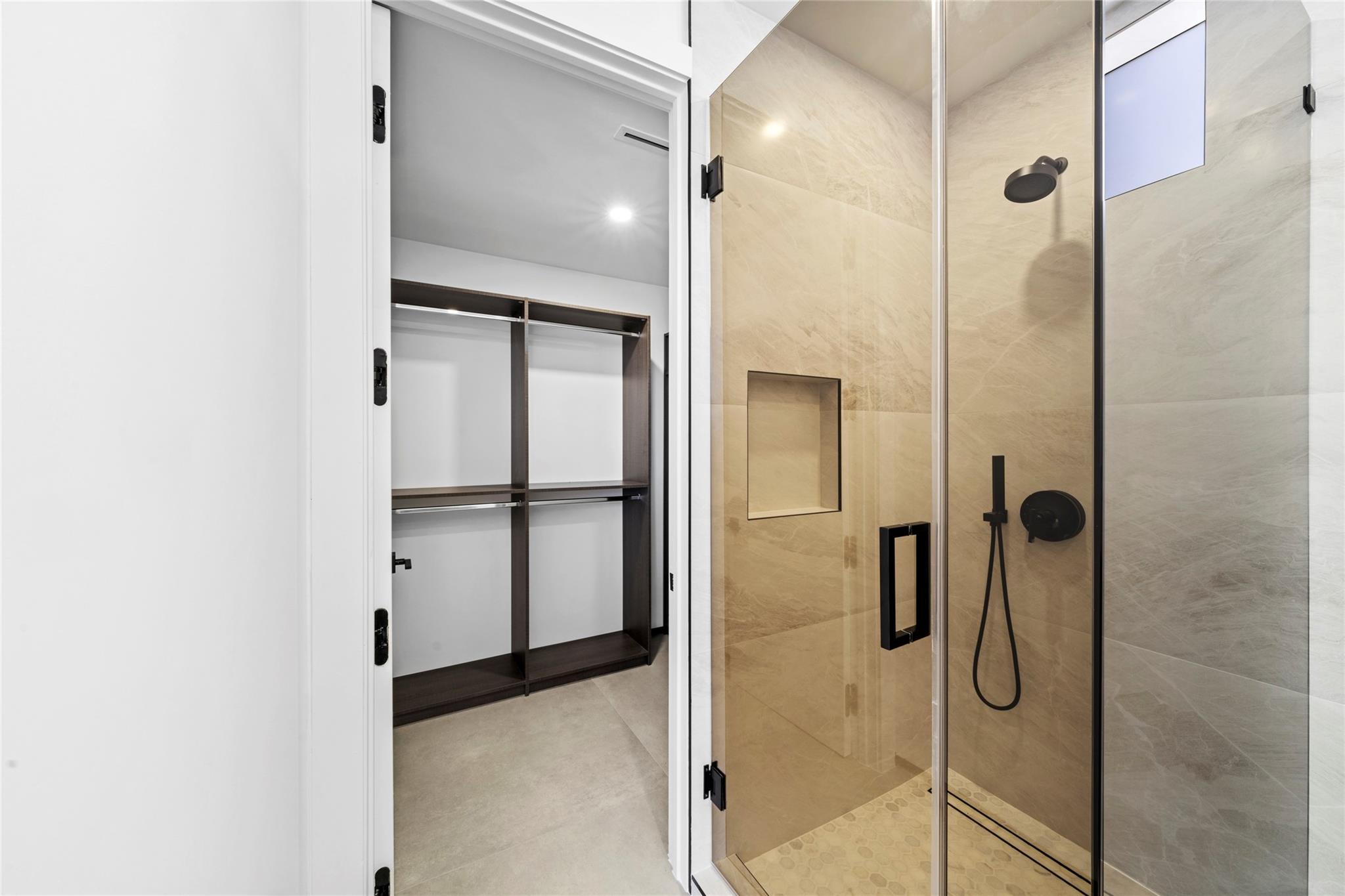 Las Olas By The Sea Ext 3 - Residential