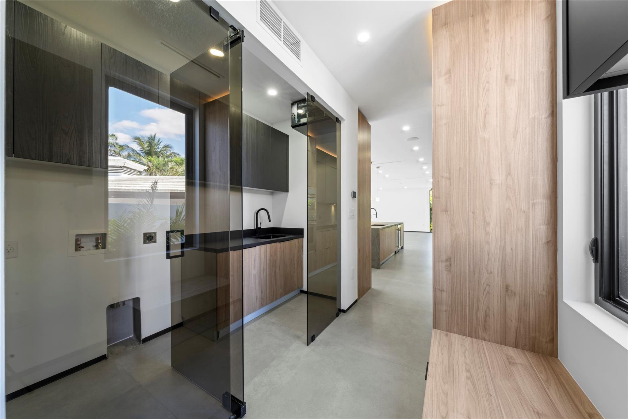 Las Olas By The Sea Ext 3 - Residential