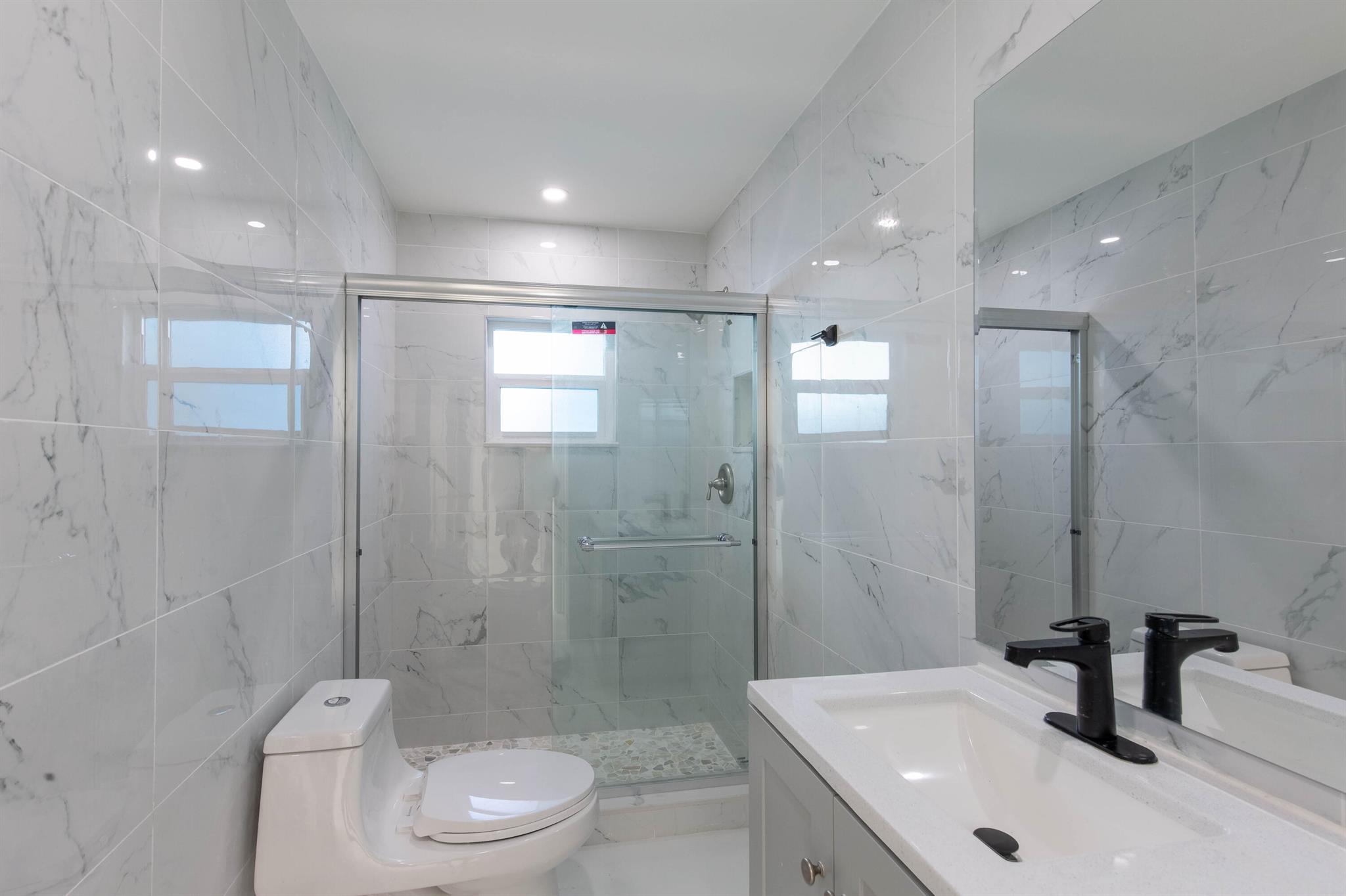 SURFSIDE UNIT 1 SUBDIVISI - Residential Lease