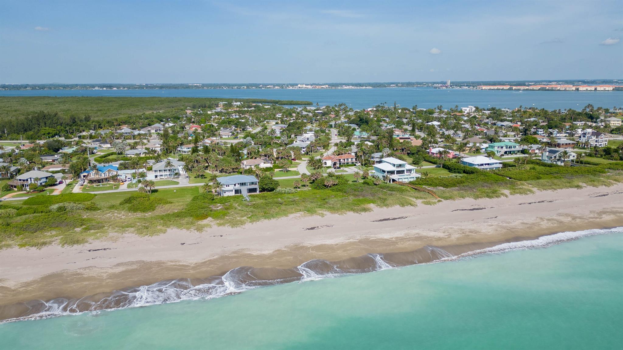 SURFSIDE UNIT 1 SUBDIVISI - Residential Lease