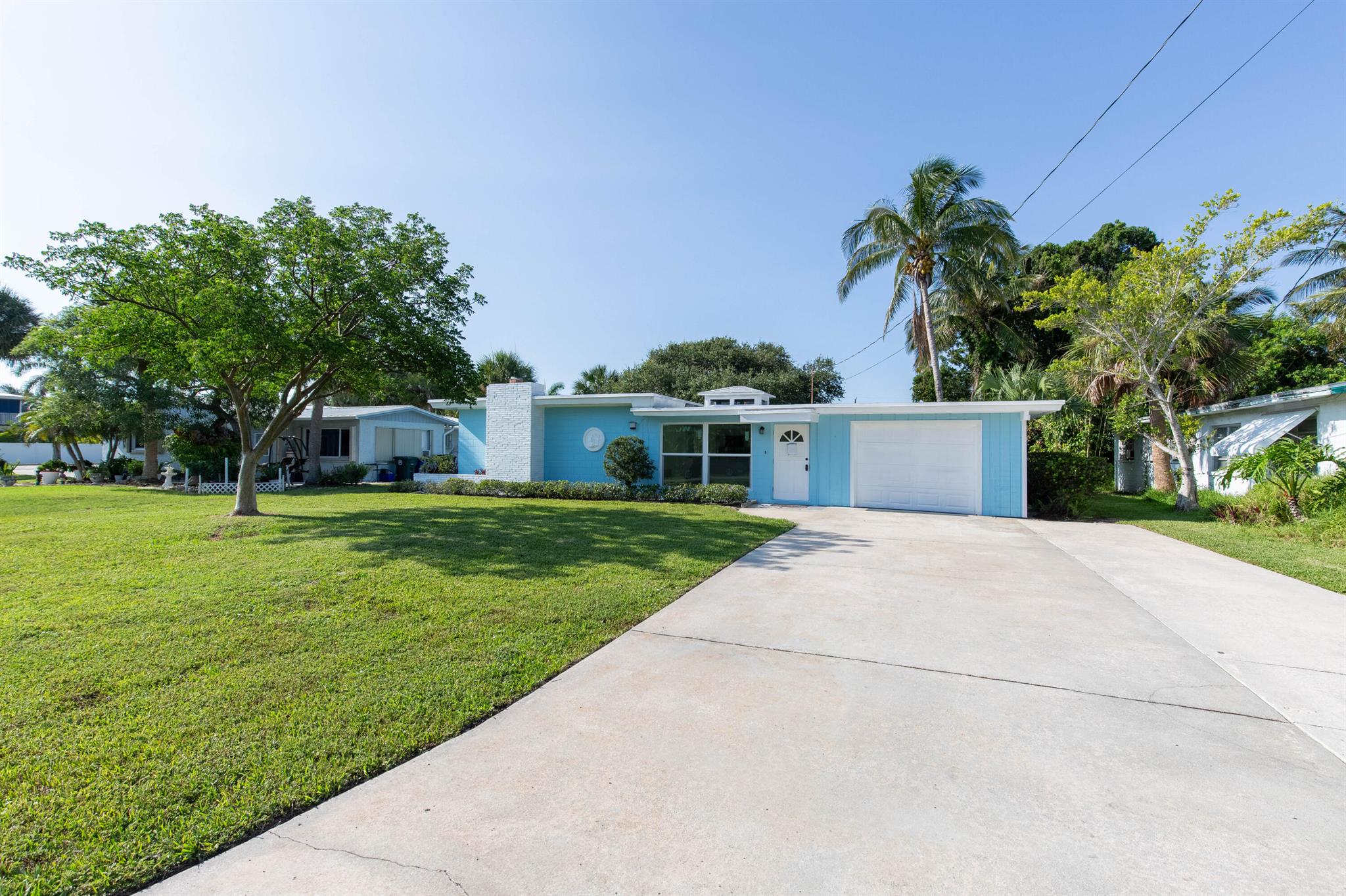 SURFSIDE UNIT 1 SUBDIVISI - Residential Lease