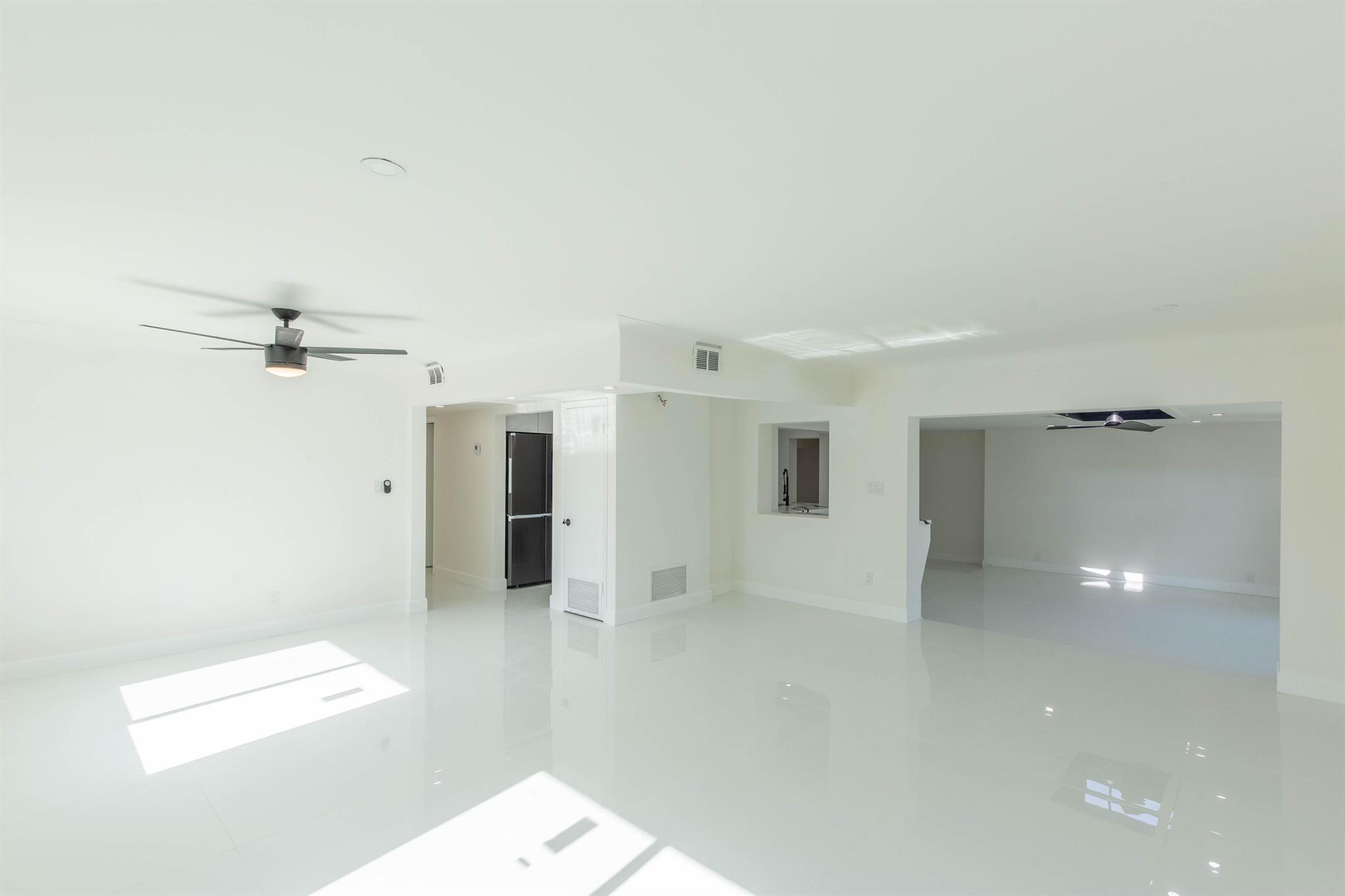 SURFSIDE UNIT 1 SUBDIVISI - Residential Lease