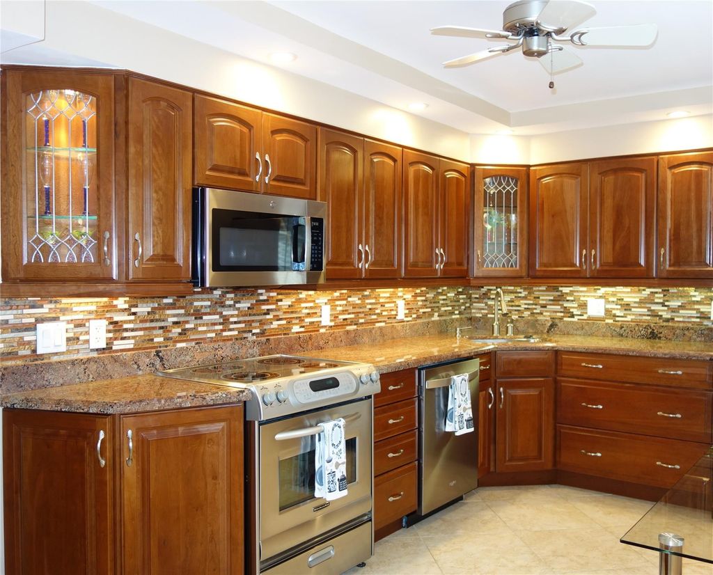 Photo of 625 Oaks Drive #302, Pompano Beach, FL 33069 (MLS # F10554566)