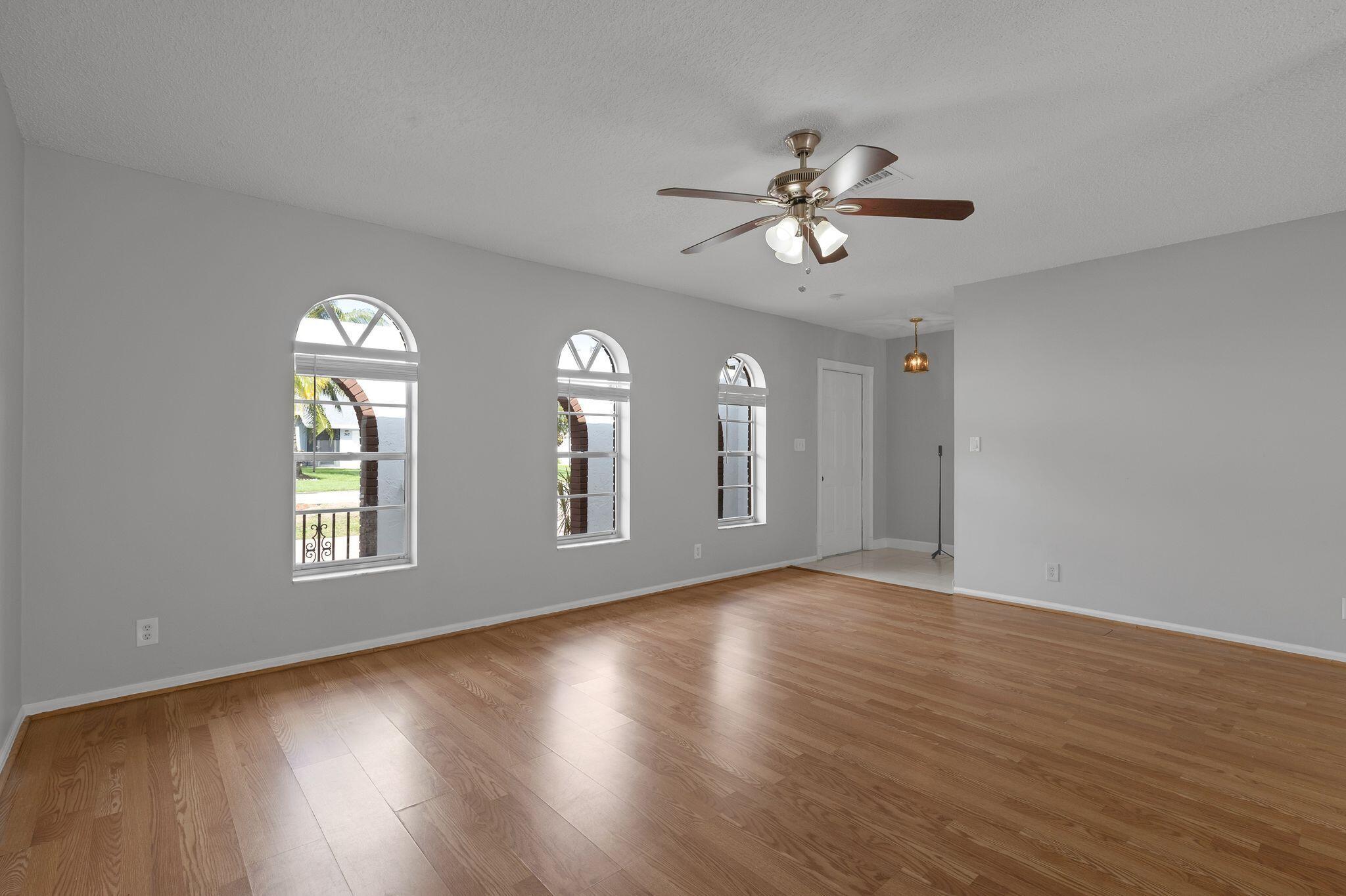 326 Sandpiper Avenue