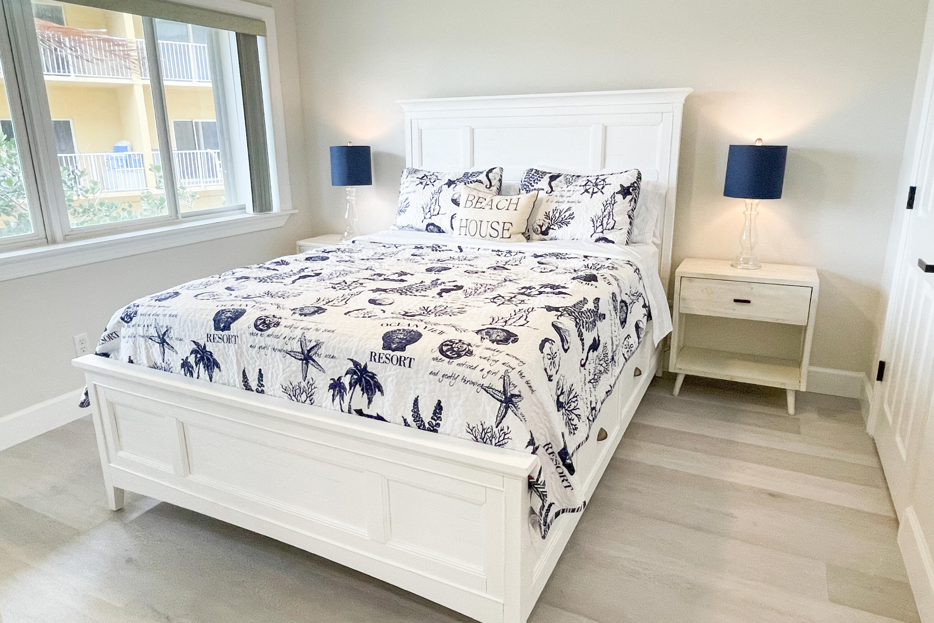 BEACH VILLAS ON HUTCHINSO - Residential Lease