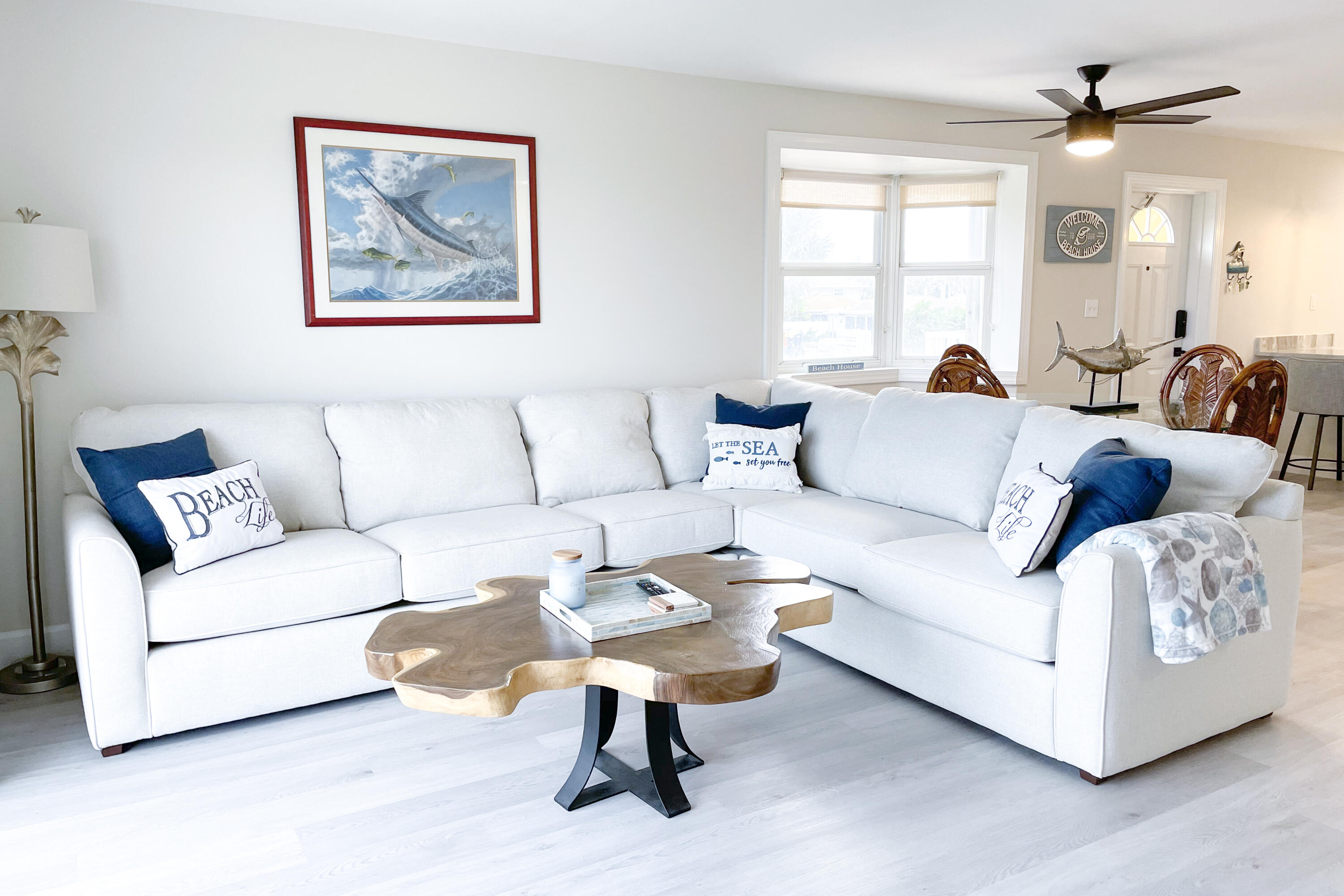 BEACH VILLAS ON HUTCHINSO - Residential Lease