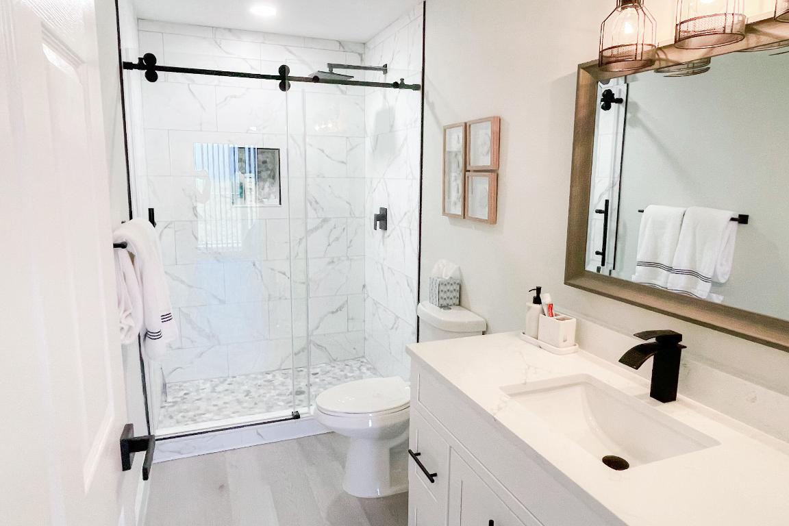 BEACH VILLAS ON HUTCHINSON ISLAND CONDOMINIUM - Residential Lease