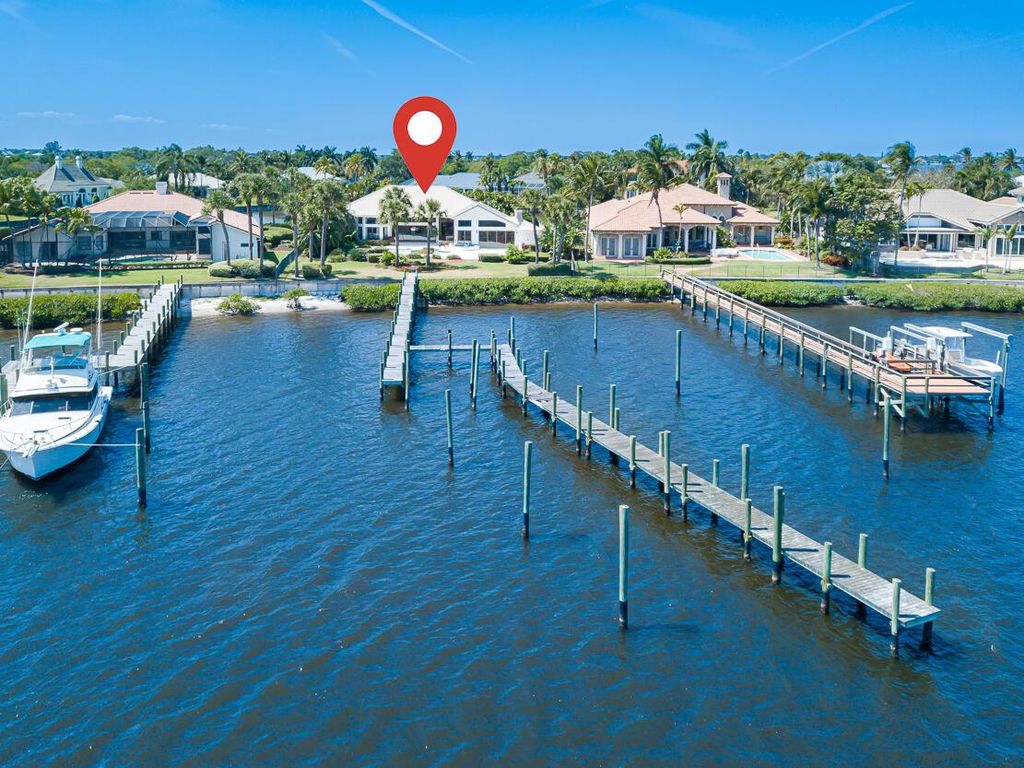 Photo of 761 SW Bay Pointe Circle, Palm City, FL 34990 (MLS # R10980028)