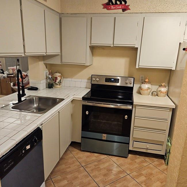 3007 N Oakland Forest Drive 204