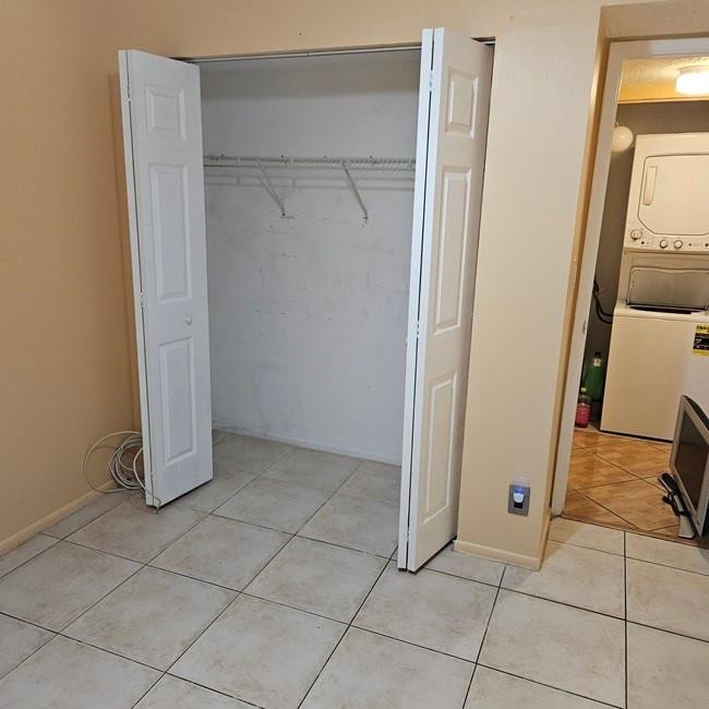 Oakland Forest Club Condo - Residential