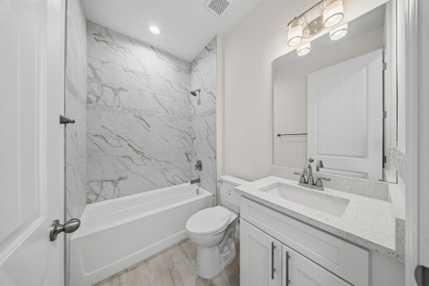 Tiny photo for 621 Russ Road, Fort Pierce, FL 34982 (MLS # B26090919)