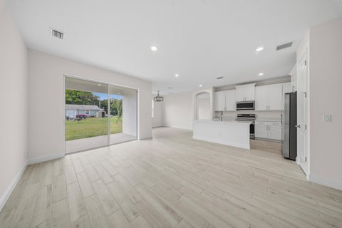 Tiny photo for 621 Russ Road, Fort Pierce, FL 34982 (MLS # B26090919)