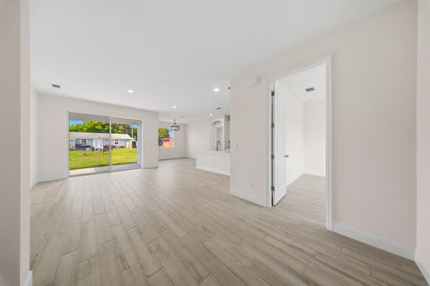 Tiny photo for 621 Russ Road, Fort Pierce, FL 34982 (MLS # B26090919)