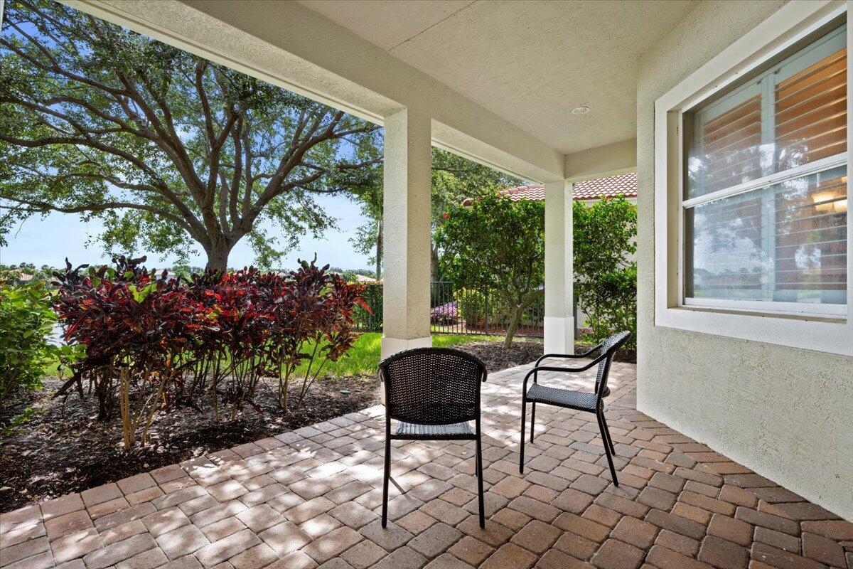 12276 Aviles Circle