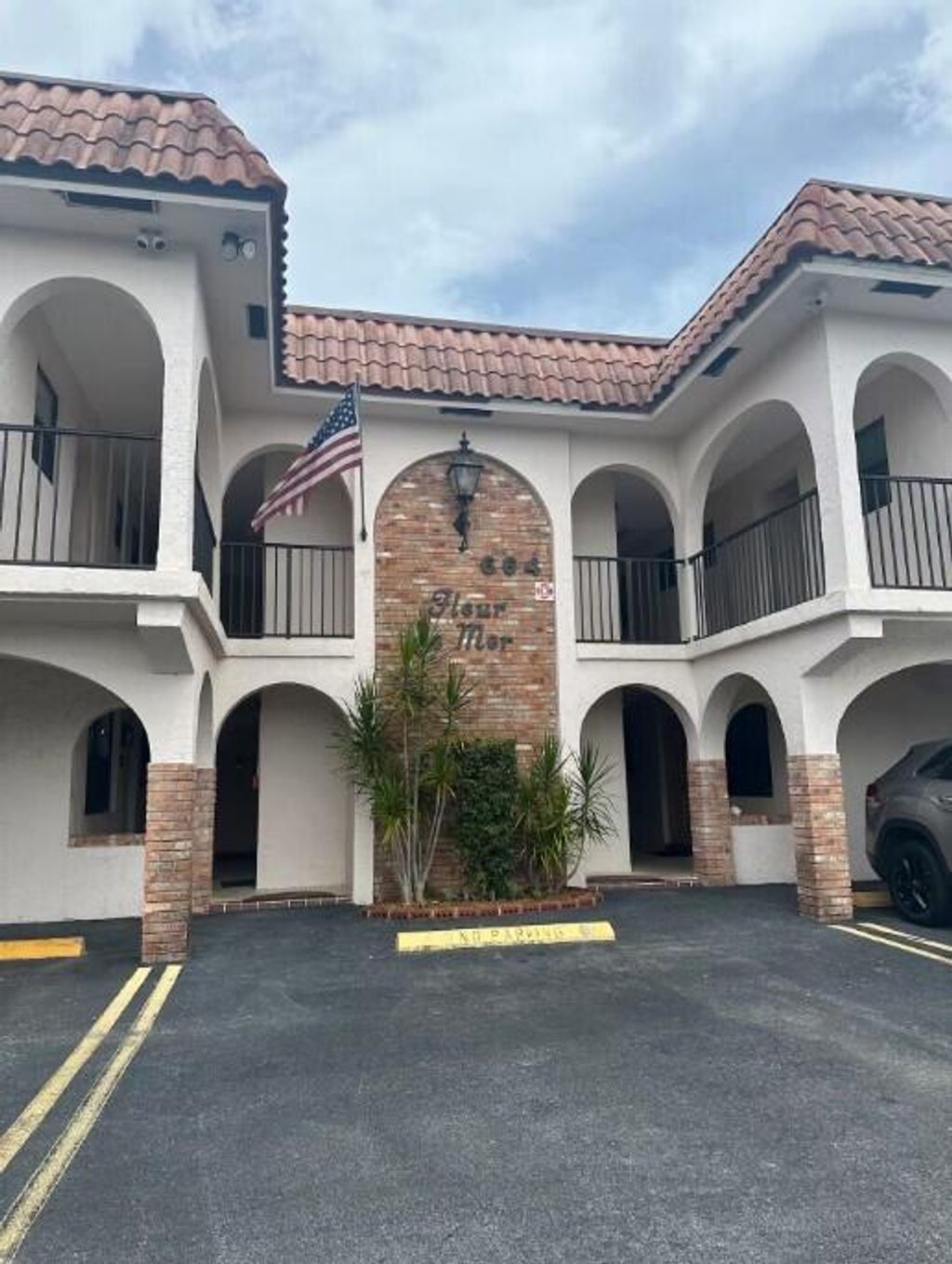 Photo of 664 SE 20th Avenue #1, Deerfield Beach, FL 33441 (MLS # R11085788)